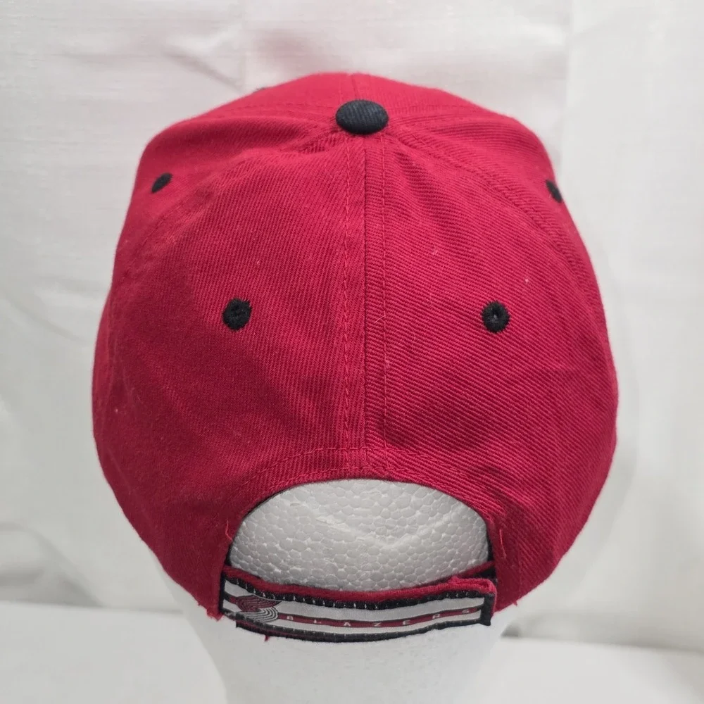 PORTLAND TRAILBLAZERS Kids Hat Red Adjustable Cap One Size Fan‎ Favorite NBA